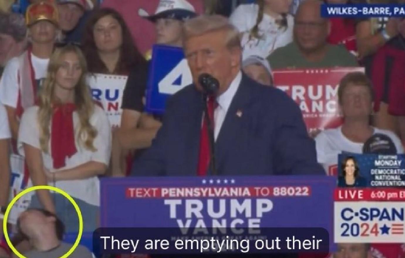 donald trump boring supporter caught sleeping pennsylvania rally photo