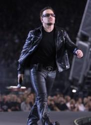 2011__06__u2_June17newsnea 183×300.jpg