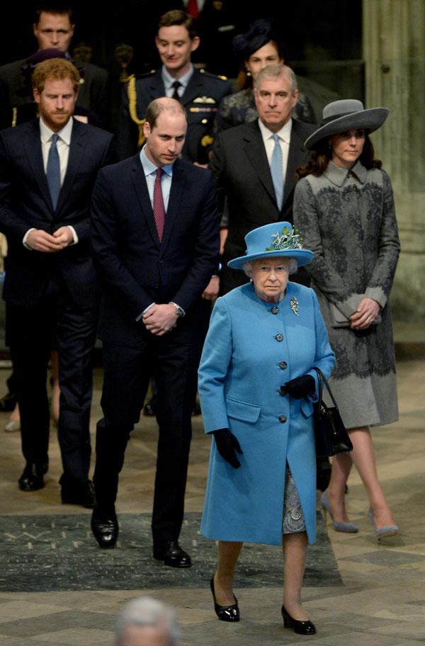 Prince harry queen elizabeth frienship relationship updates 02