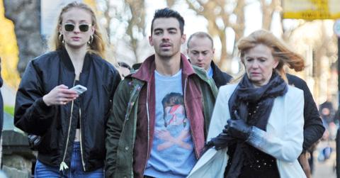 Joe jonas meets girlfriend sophie turner parents 02