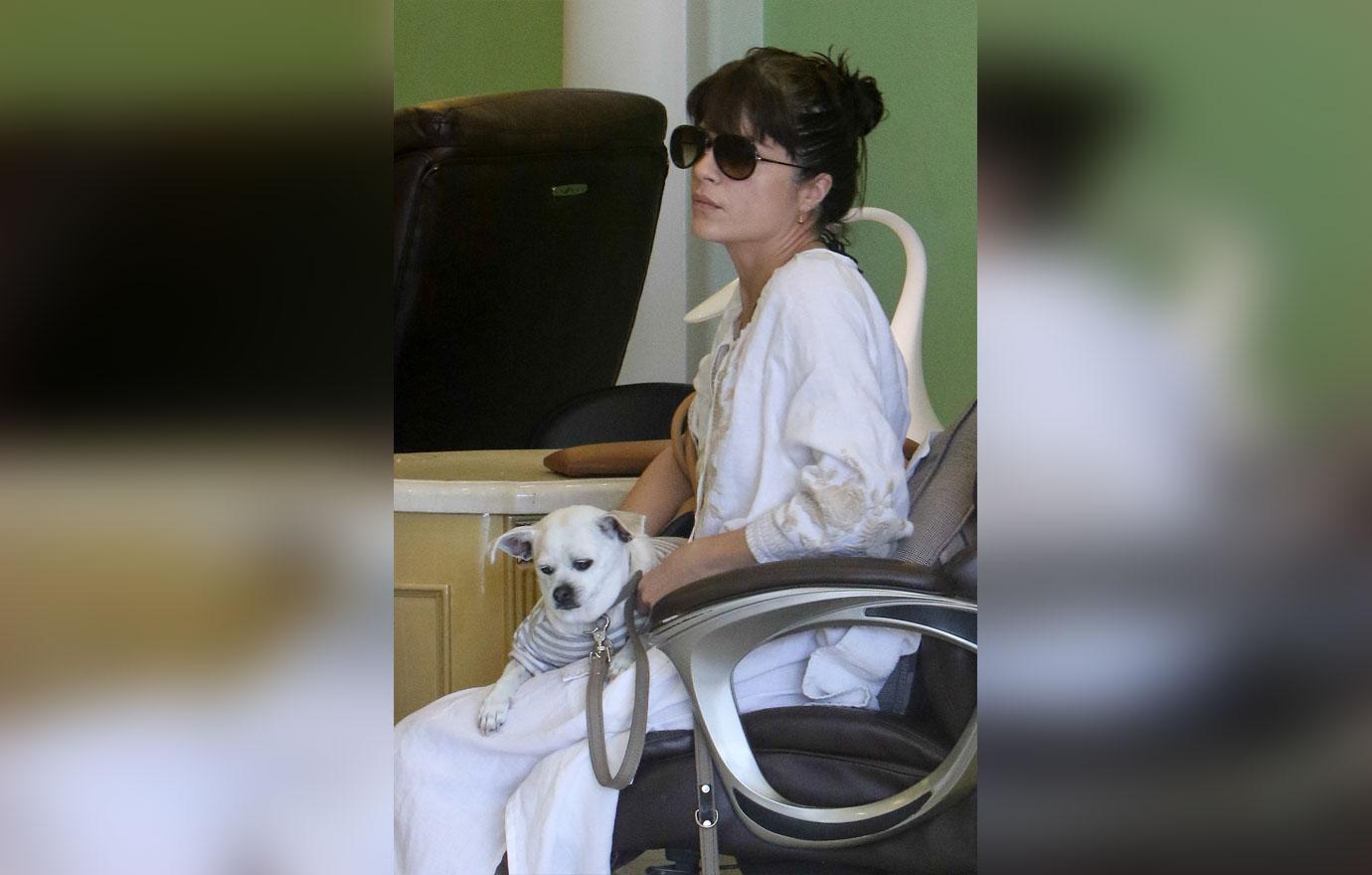 Selma blair dead dog