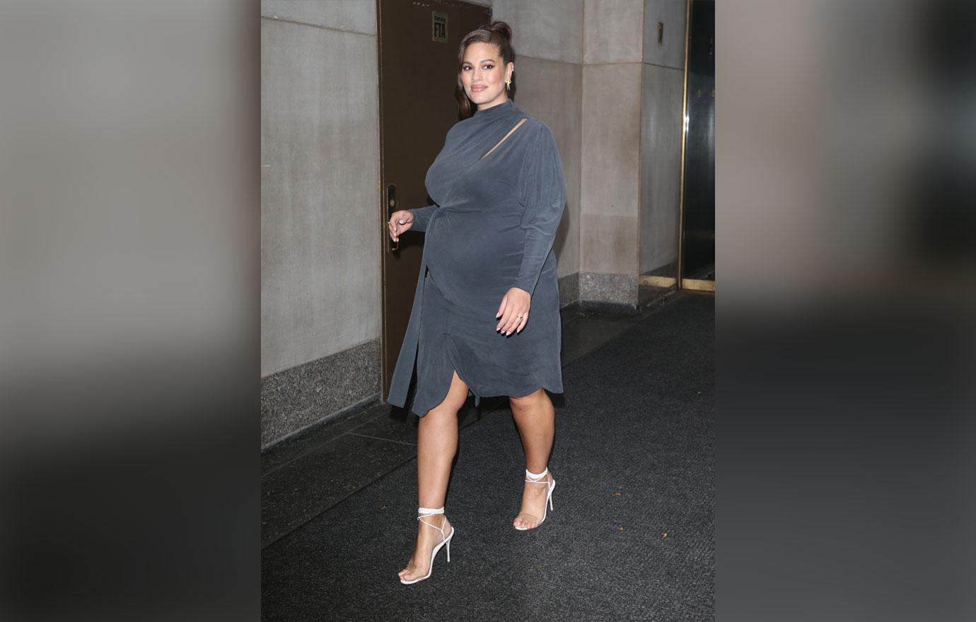 //ashley graham weight