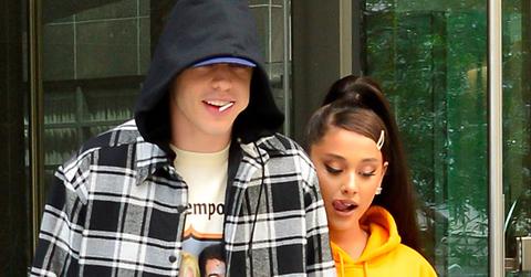 Ariana grande tweets about pete davidson penis size