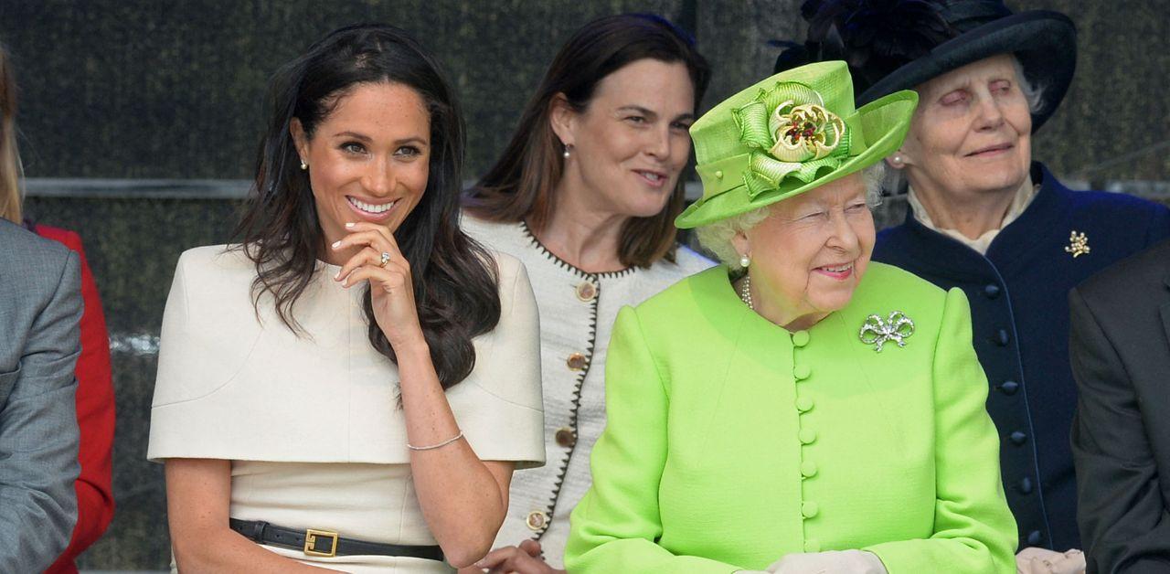 prince harry asked queen elizabeth take photo sussex kids