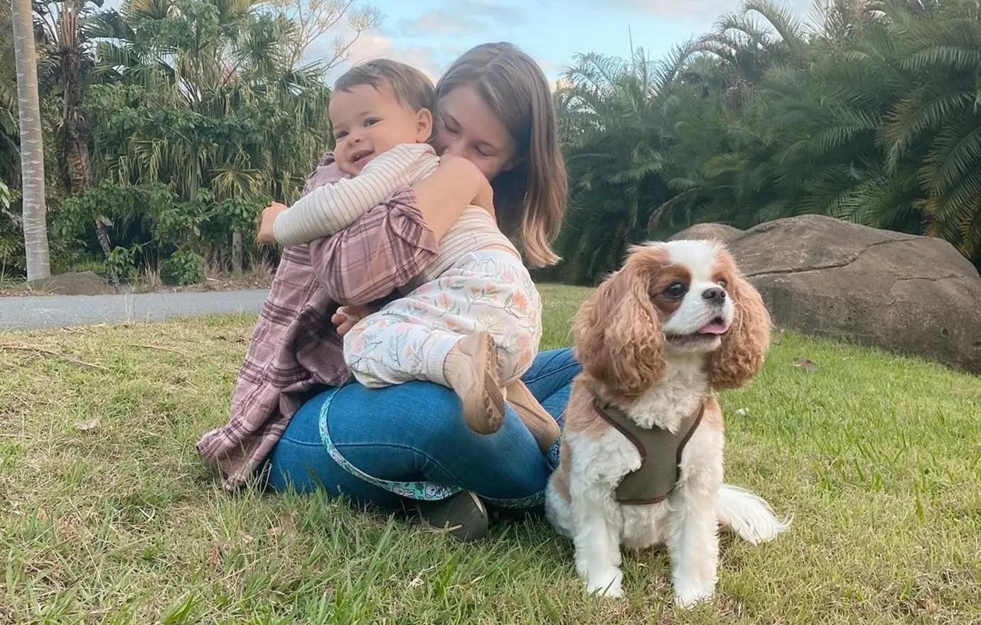 bindi irwin endometriosis so painful thought had miscarriage