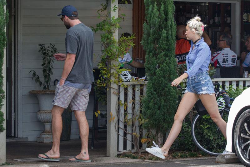 Miley cyrus liam hemsworth date 2