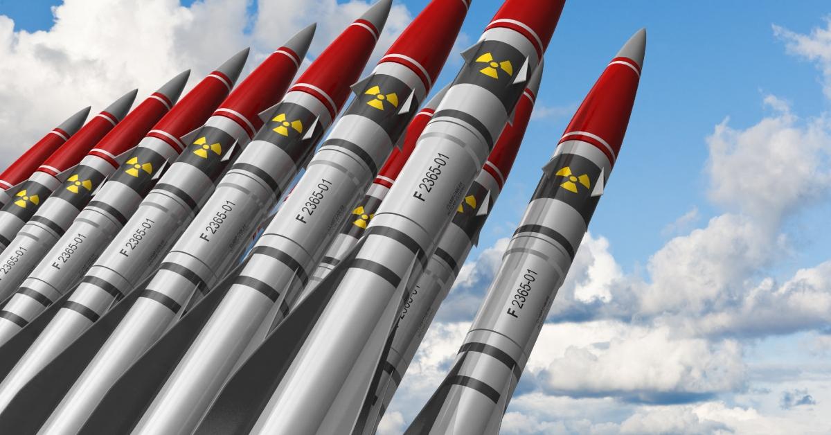 nuclear weapons emerge us presidential campaign issue