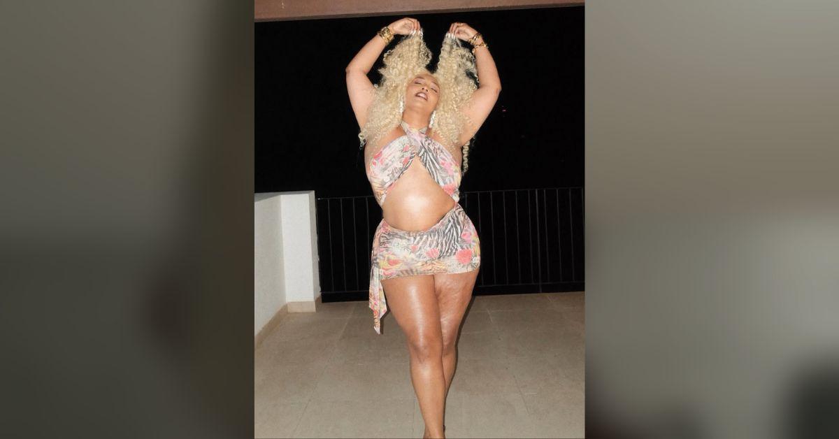 lizzo shocking hair transformation new figure bikini photos