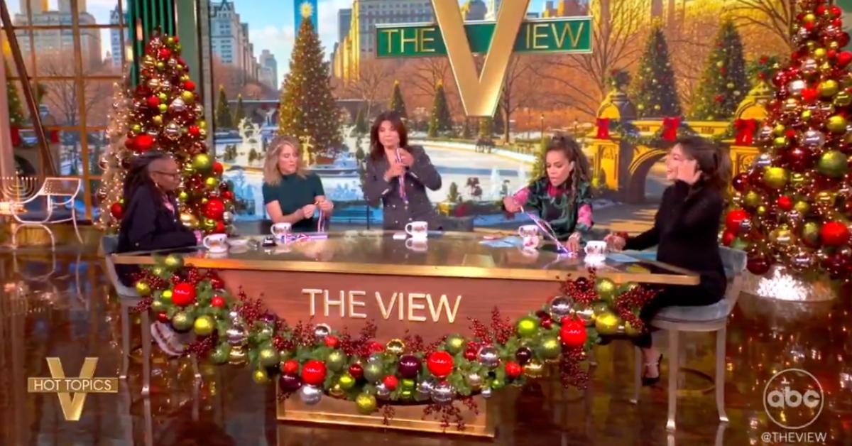 Photo of Navarro handed out medals to all of her costars to poke fun at Trump's FIFA prize.