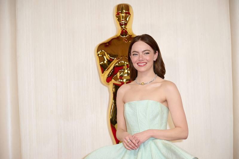 emma stone dress rips oscars