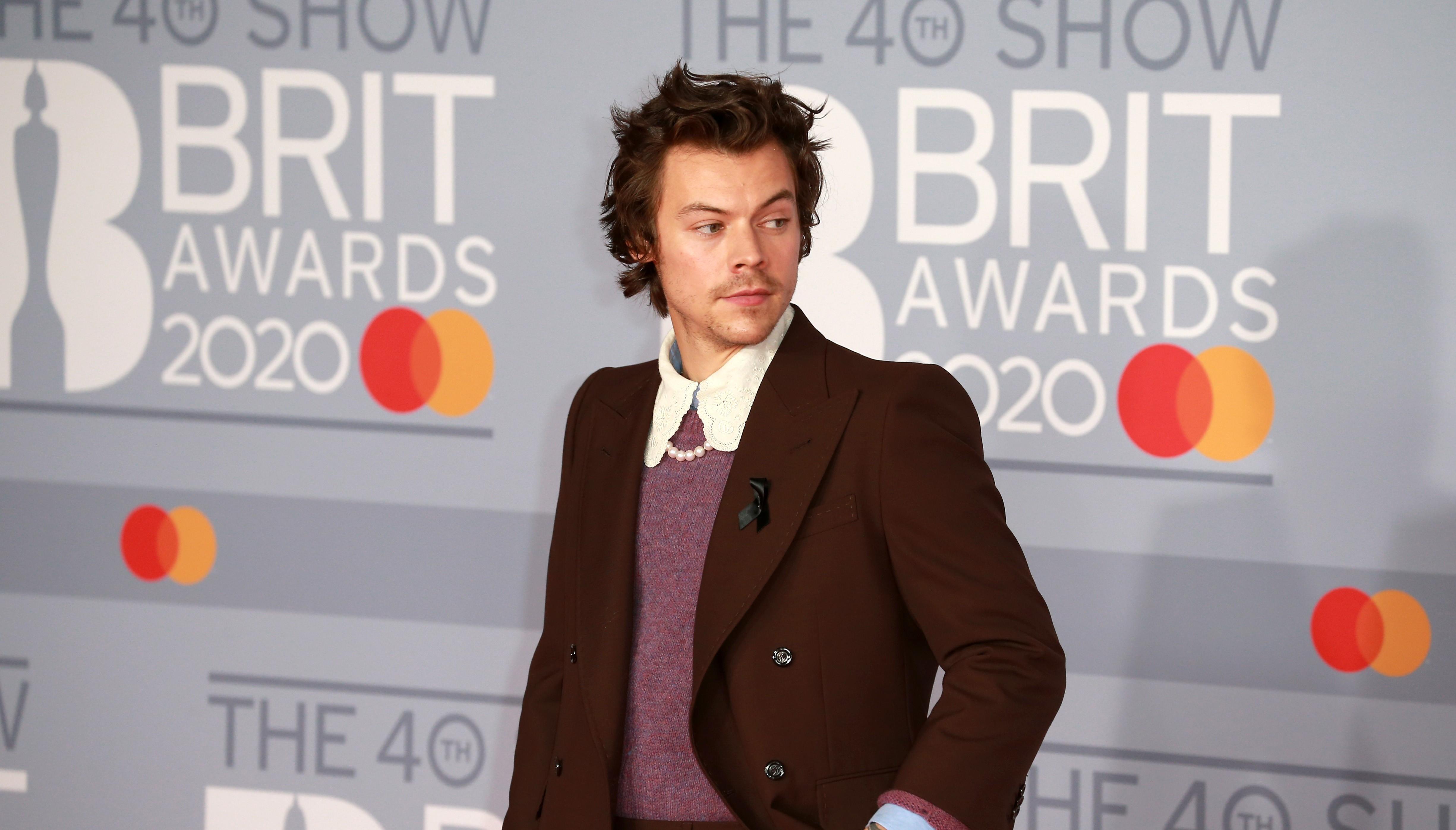 Harry Styles Loves Women Slightly Younger Than His Mom How Old Is Olivia Wilde