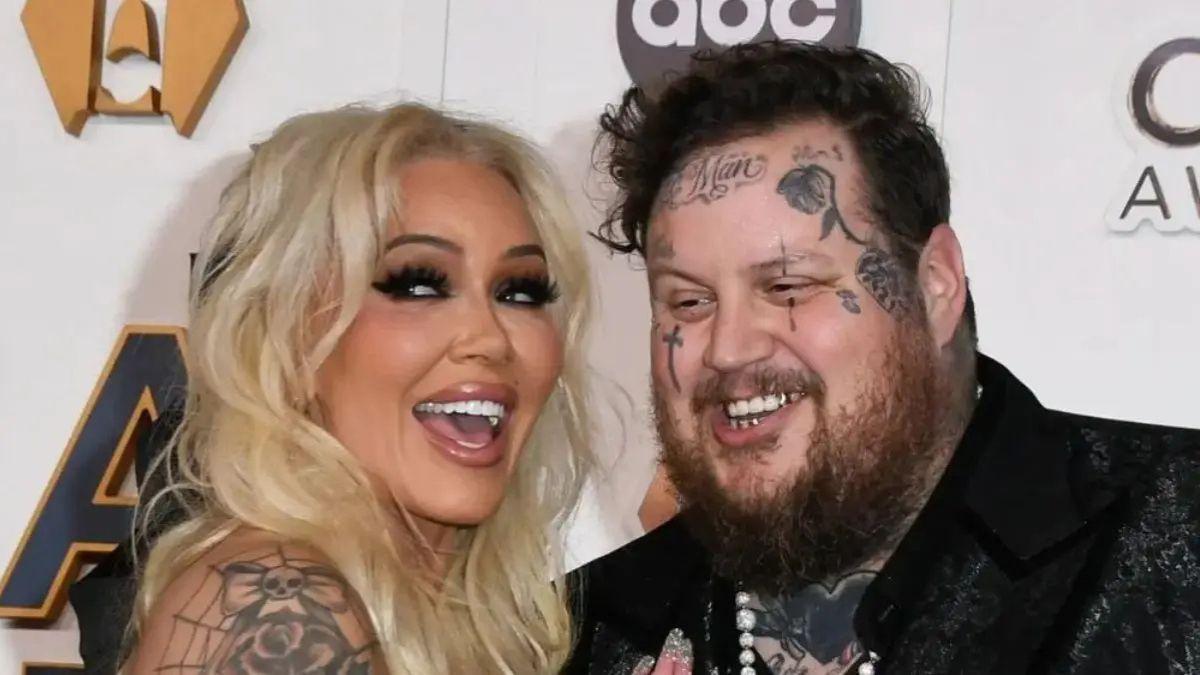 Photo of Jelly Roll quietly filed for divorce from Bunnie Xo on May 19.