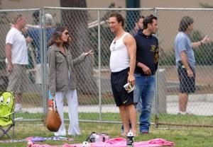 2010__07__McConaughey_July26_9 300&#215;208.jpg