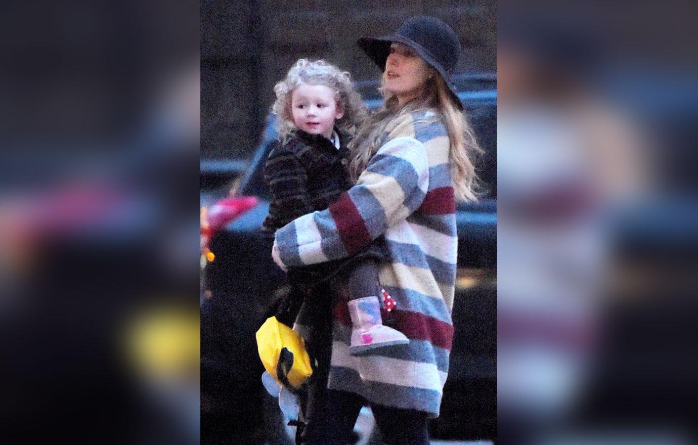 Blake Lively Steps Out With Daughters James & Ines In Manhattan