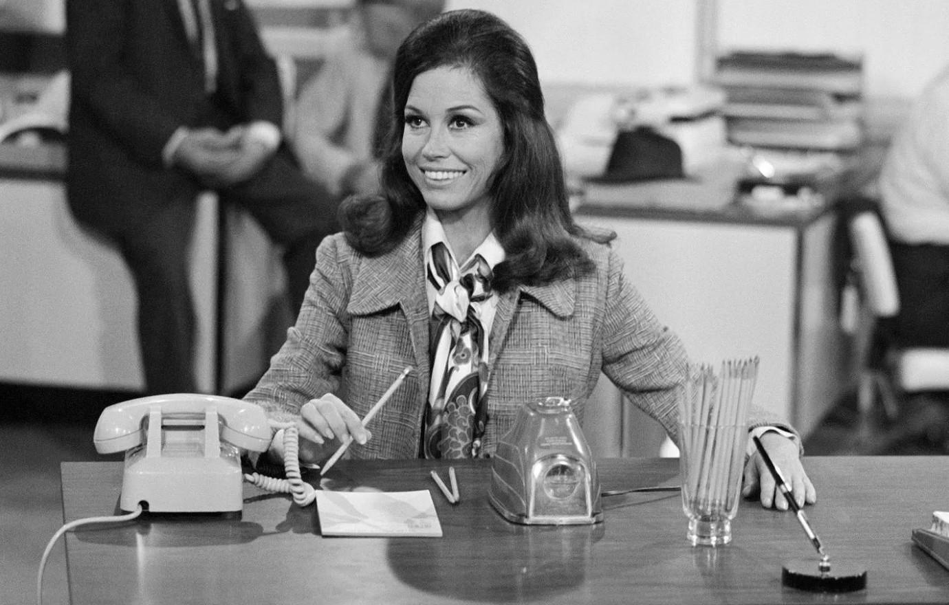 mary tyler mooore show cbs archive