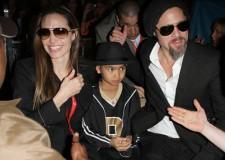 2010__02__angelina_jolie_brad_pitt_Feb8e 225&#215;160.jpg