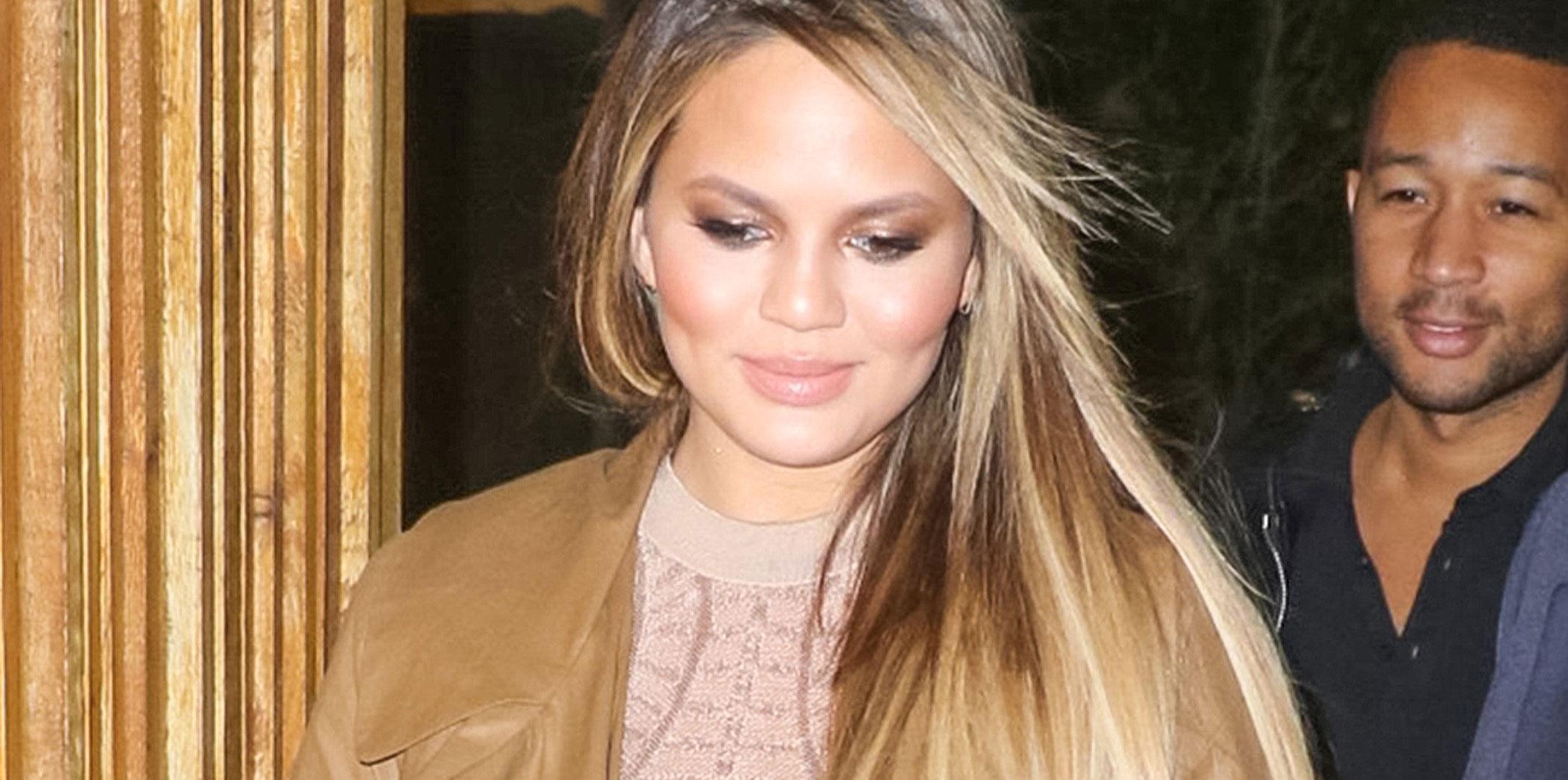 Chrissy teigen post baby body daughter luna hr