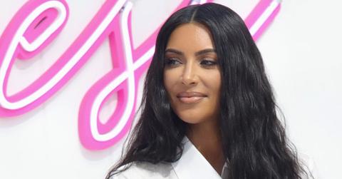 Kim kardashian boobs no bra white shirt