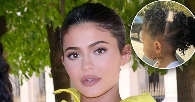 Kylie Jenner’s Daughter Stormi Refuses To Take Off Her Hoop Earrings