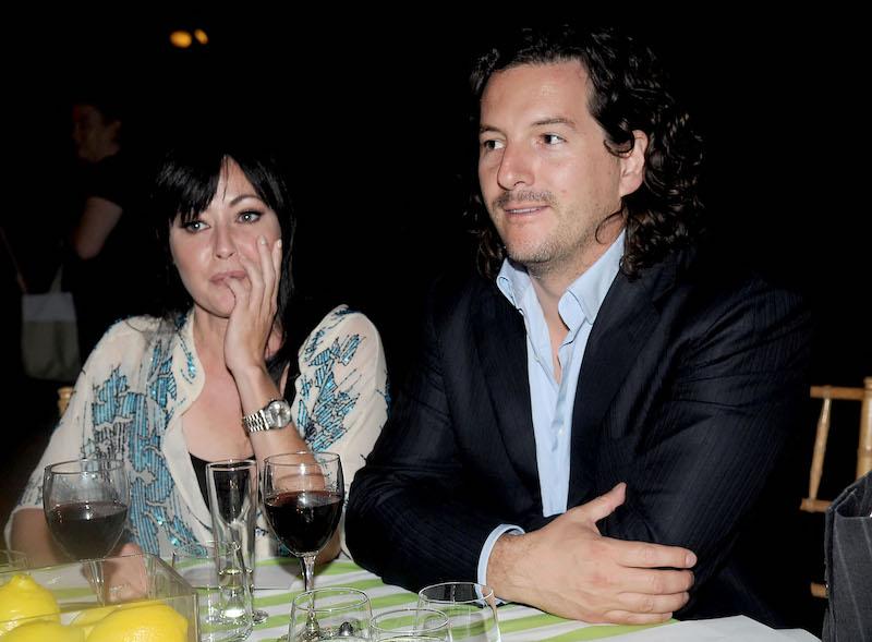 shannen doherty fires back ex divorce