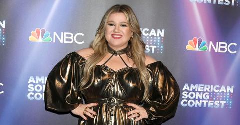 kelly clarkson praises female friendships for helping her through brandon blackstock divorce pp