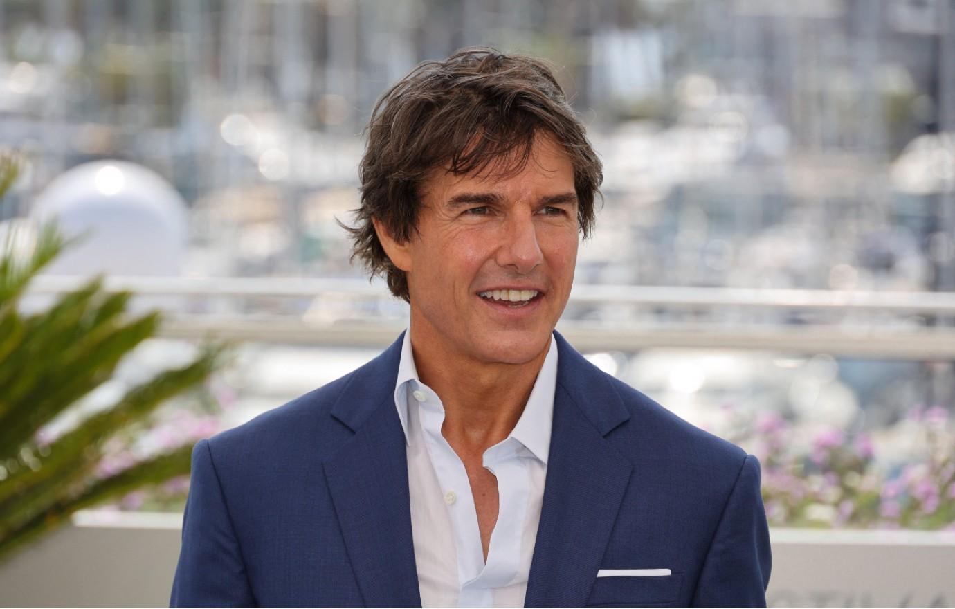 Tom Cruise Taken Aback By Glen Powell
