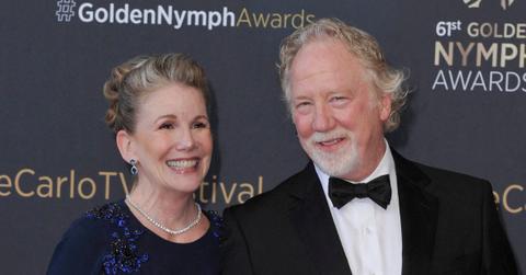 Photo of Melissa Gilbert and Timothy Busfield.