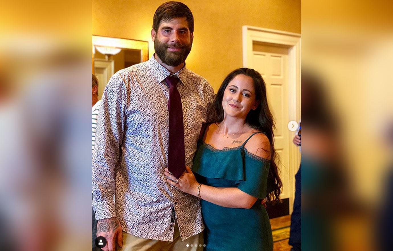 jenelle-evans-pregnant-baby-bump-photos-fashion-week-david-eason-instagram