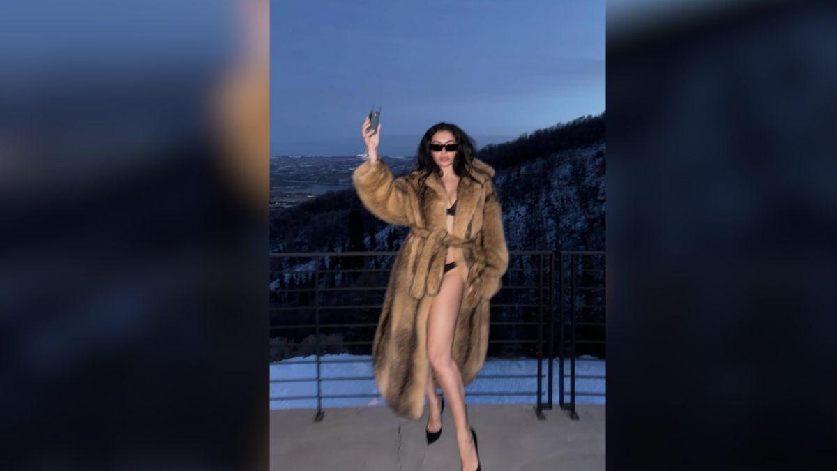 image of The singer stunned during her trip to Utah. 