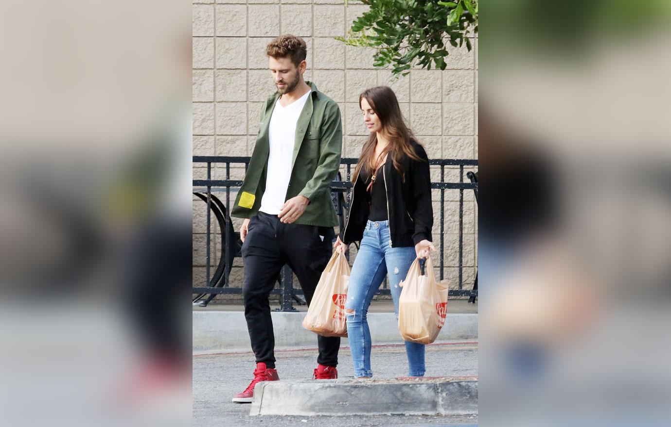 Nick viall grocery shopping vanessa grimaldi bachelor dwts 07