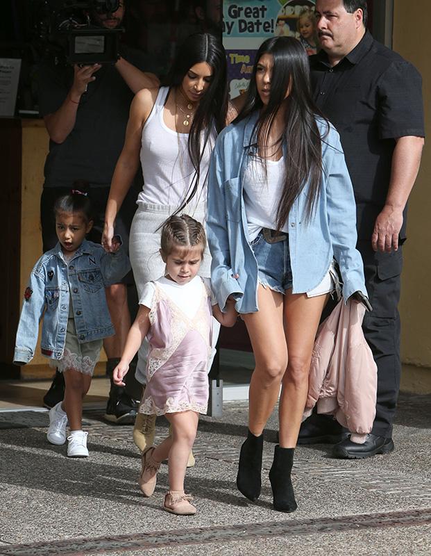 The Kardashian&#8217;s Film Their Reality Show In Los Angeles