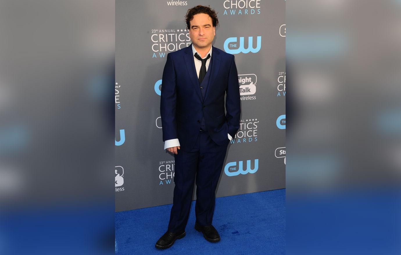 johnny galecki girlfriend pregnant