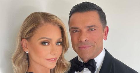 Photo of Kelly Ripa and Mark Consuelos