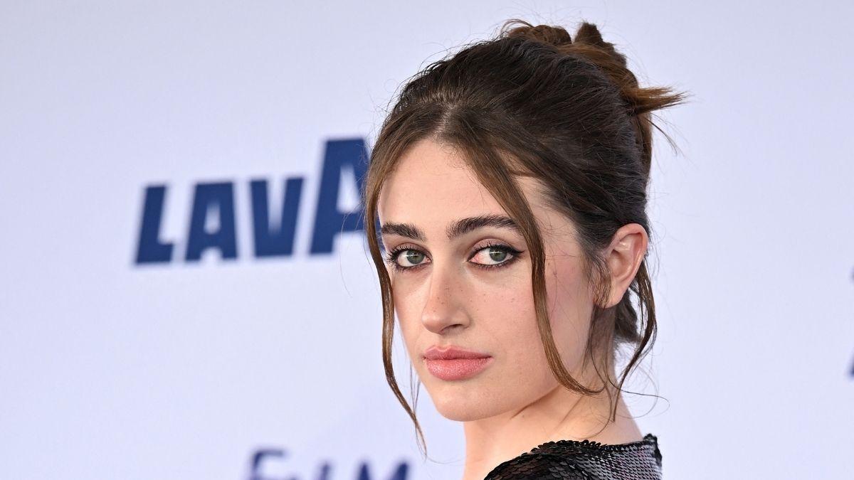 Image of The star’s striking eyes took center stage with a delicate winged liner and smoky shadow.