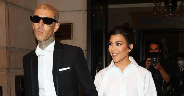 kourtney kardashian gives birth son rocky travis barker