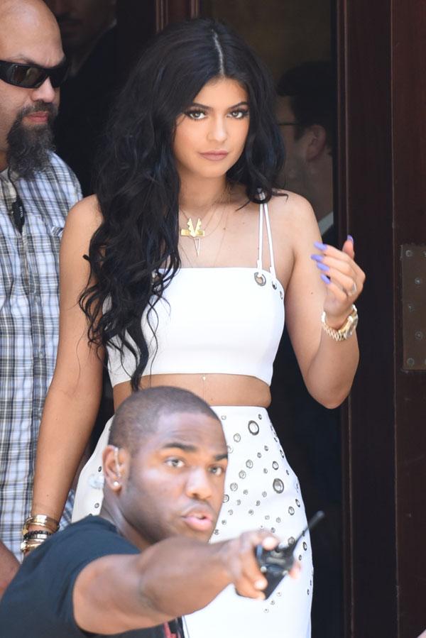 Kylie jenner birthday diva demands canada 0 2