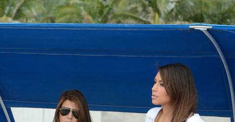 Kim kourtney kardashian sept25 2 m.jpg