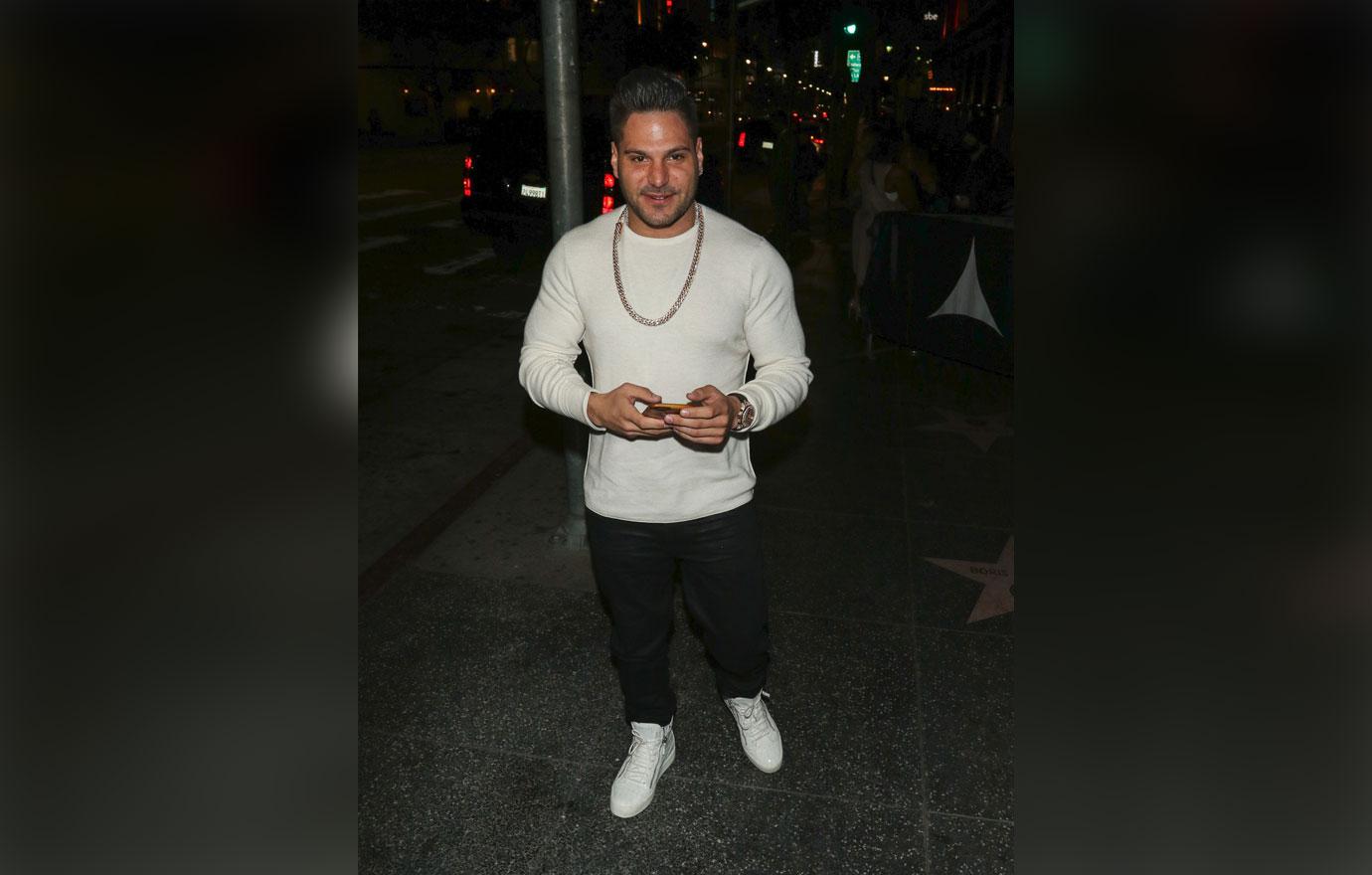 Ronnie ortiz magro baby mama allegedly punched hit him with phone 02