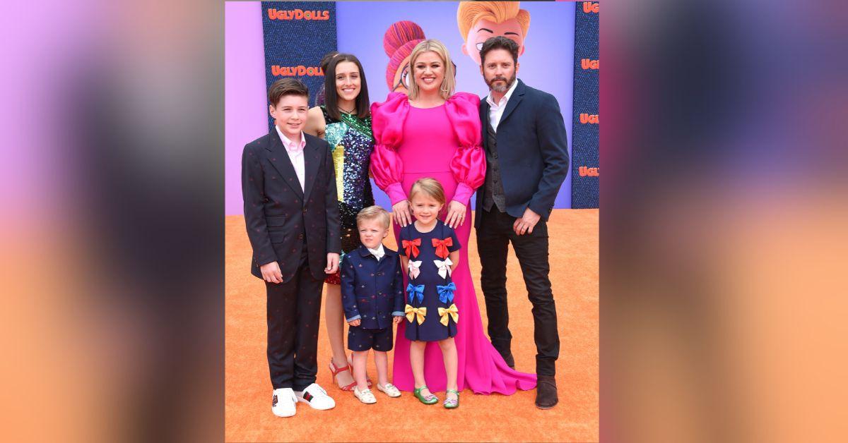 image of Kelly Clarkson is mourning her ex-husband’s passing, a source claimed.
