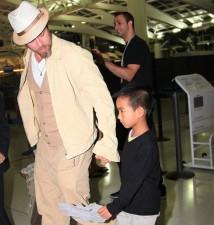 2009__12__wenn_brad_maddox 214×225.jpg