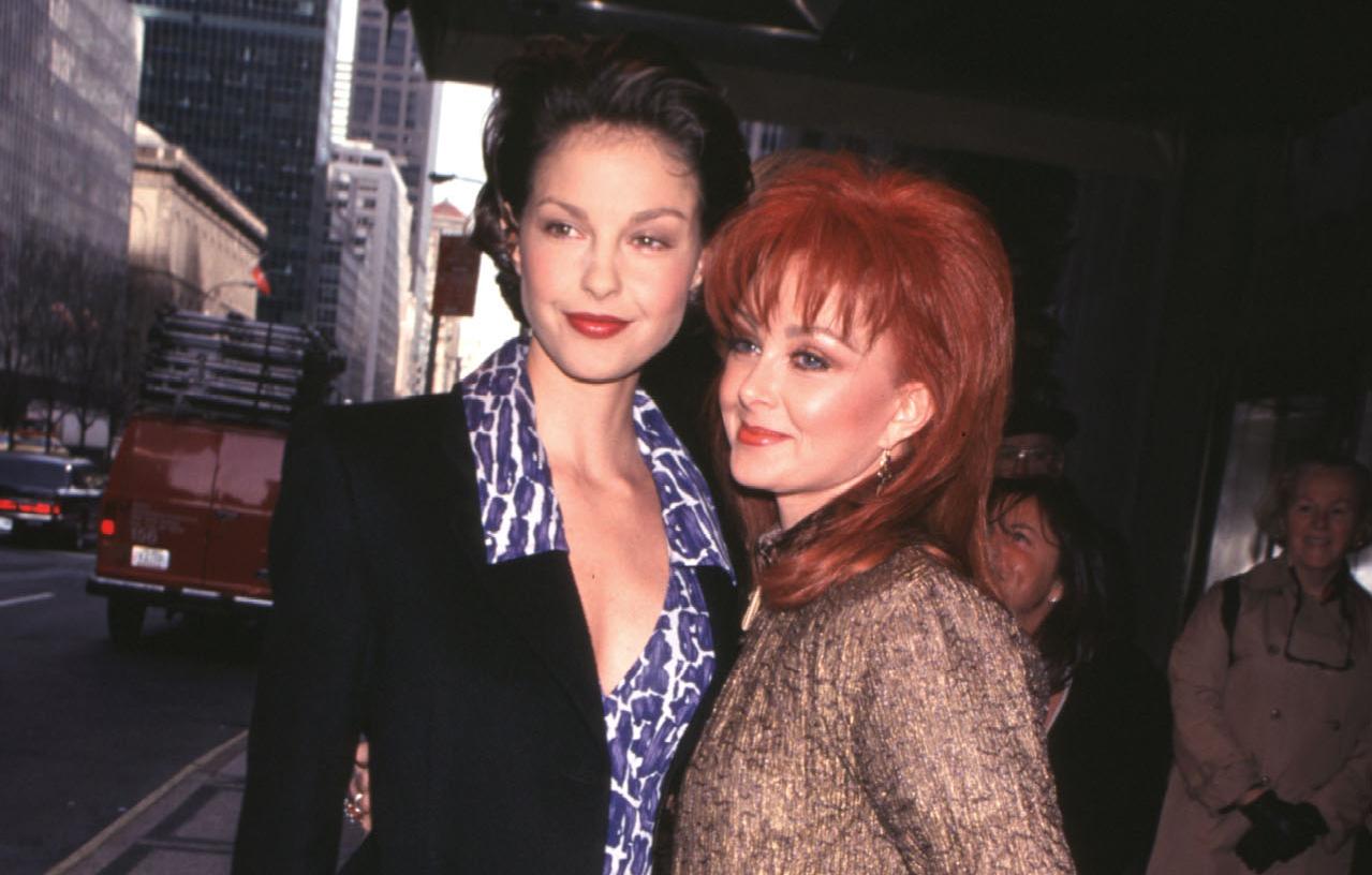 ashley judd naomi judd