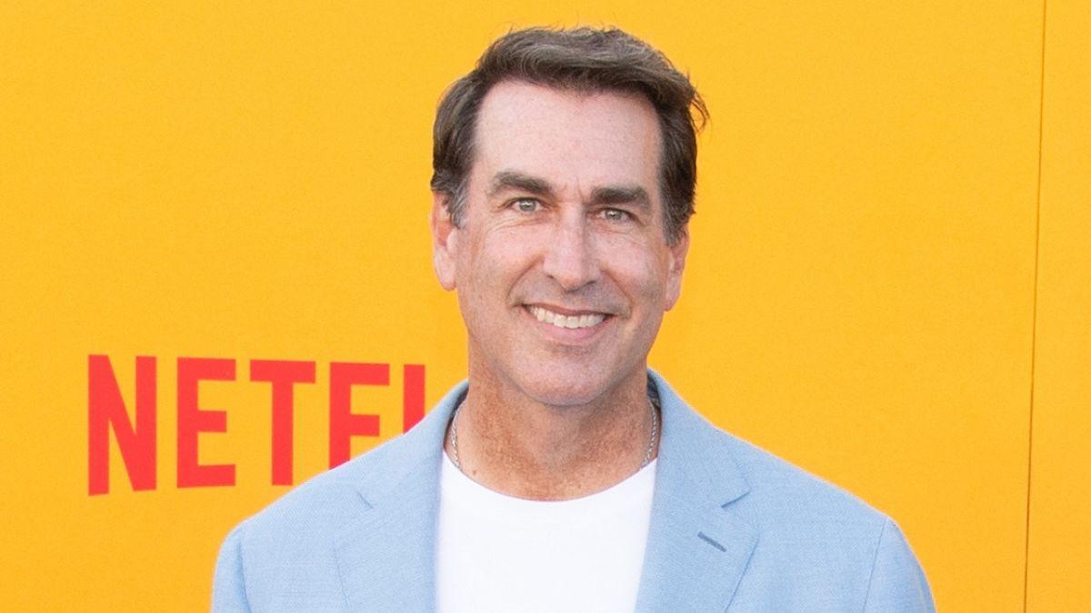 Image of Rob Riggle was taught by Amy Poehler at the start of his career in NYC.