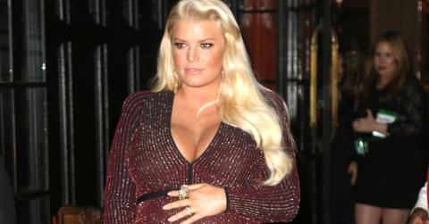 pregnant jessica simpson swollen