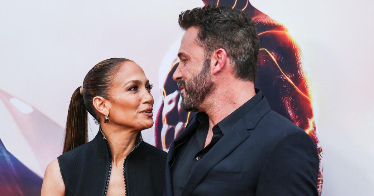 Photo of Jennifer Lopez and Ben Affleck.