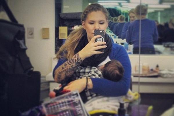 Kailyn lowry breastfeeding