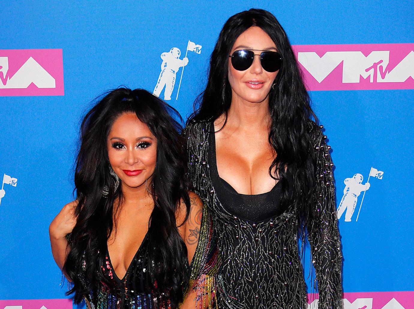 Let's Remember Snooki And JWOWW's 20 Most Outrageous Outfits, Shall We?