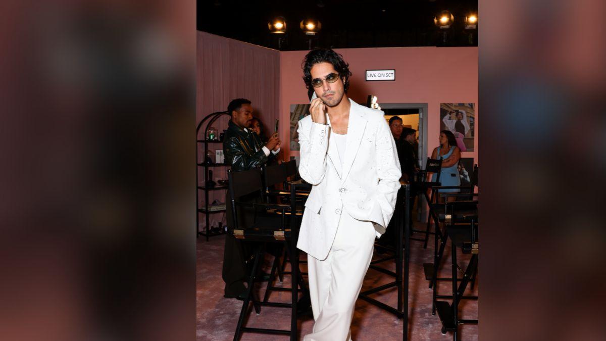 avan
