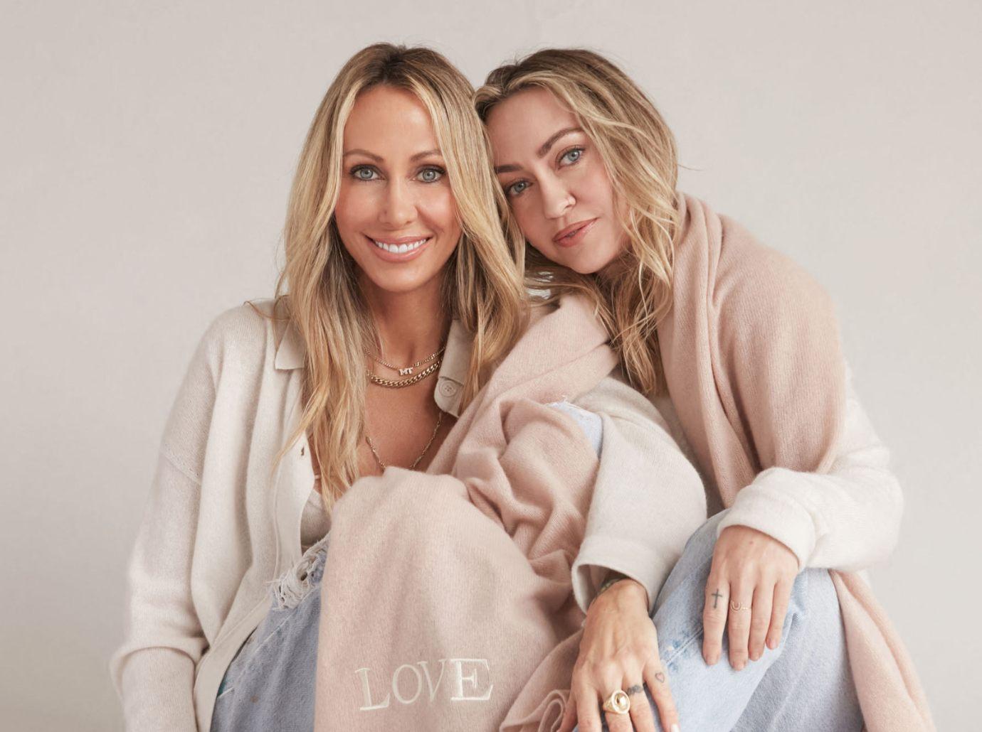 tish cyrus thinks wouldve been fun better parent smoked marijuana