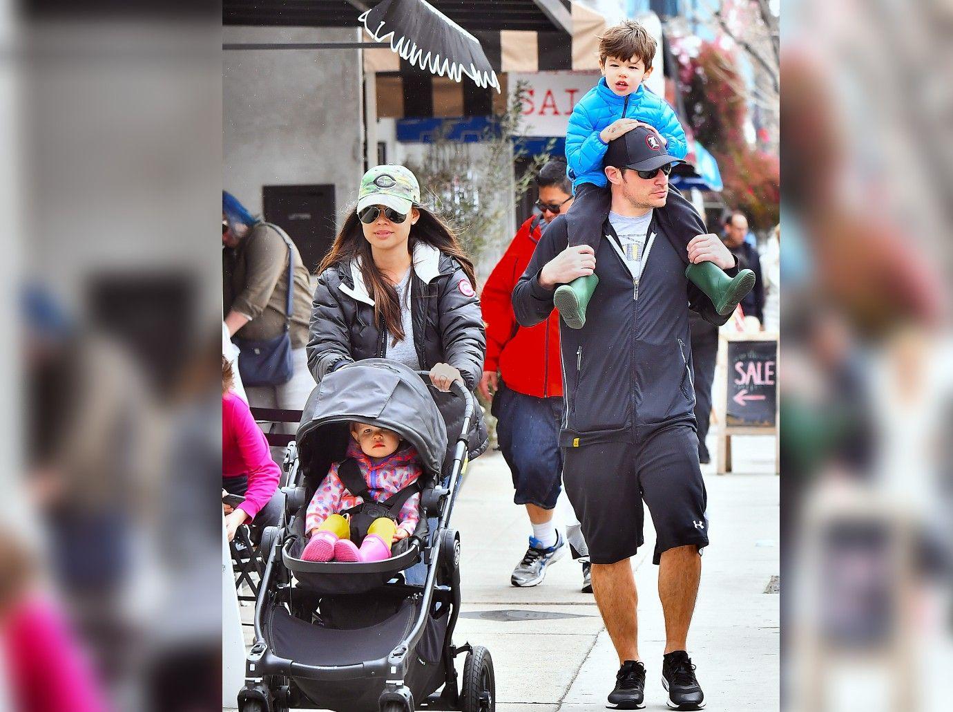 Nick Lachey Disses Ex-Wife Jessica Simpson With Shady Joke