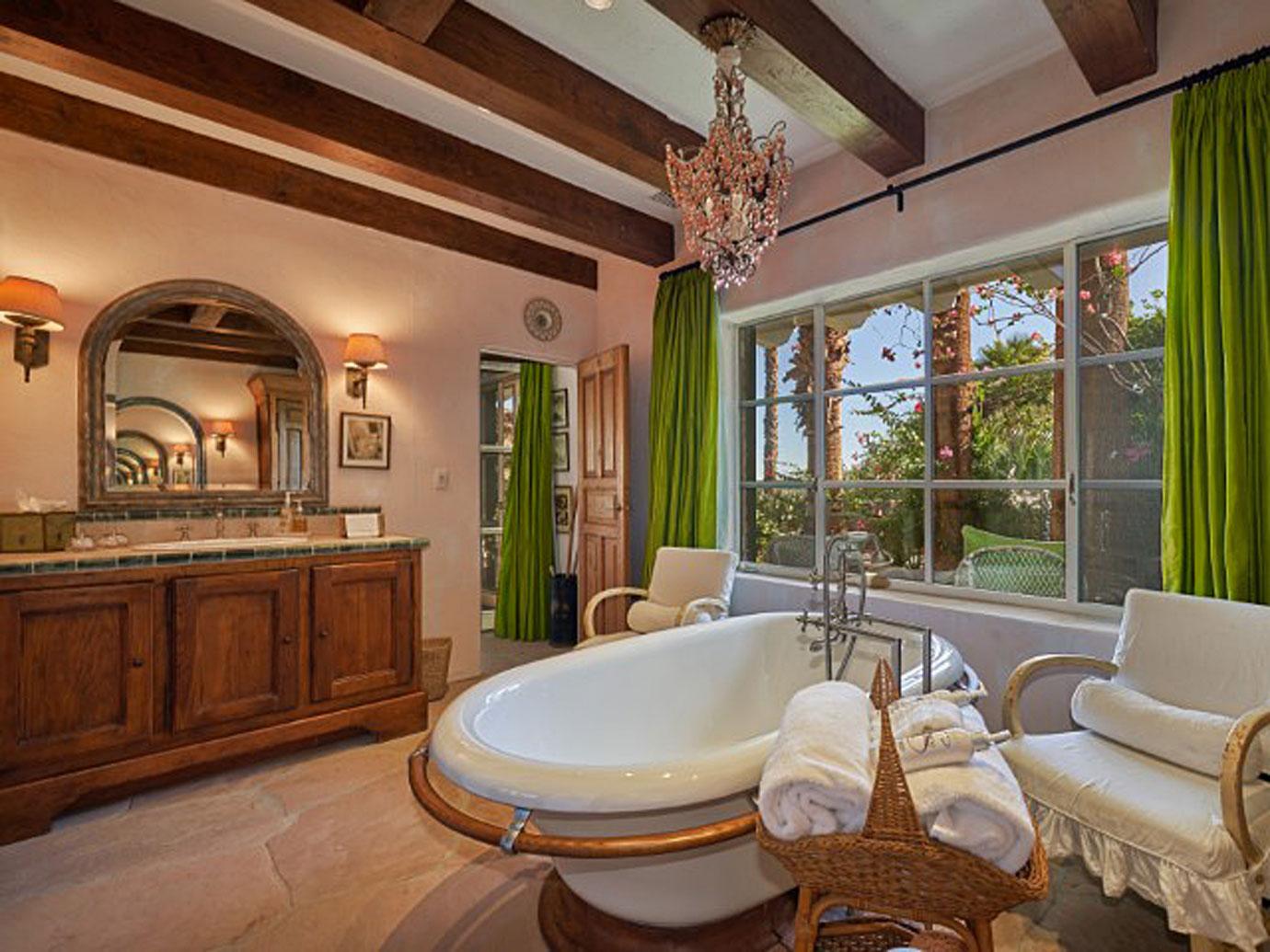 suzanne somers sells glamorous desert compound